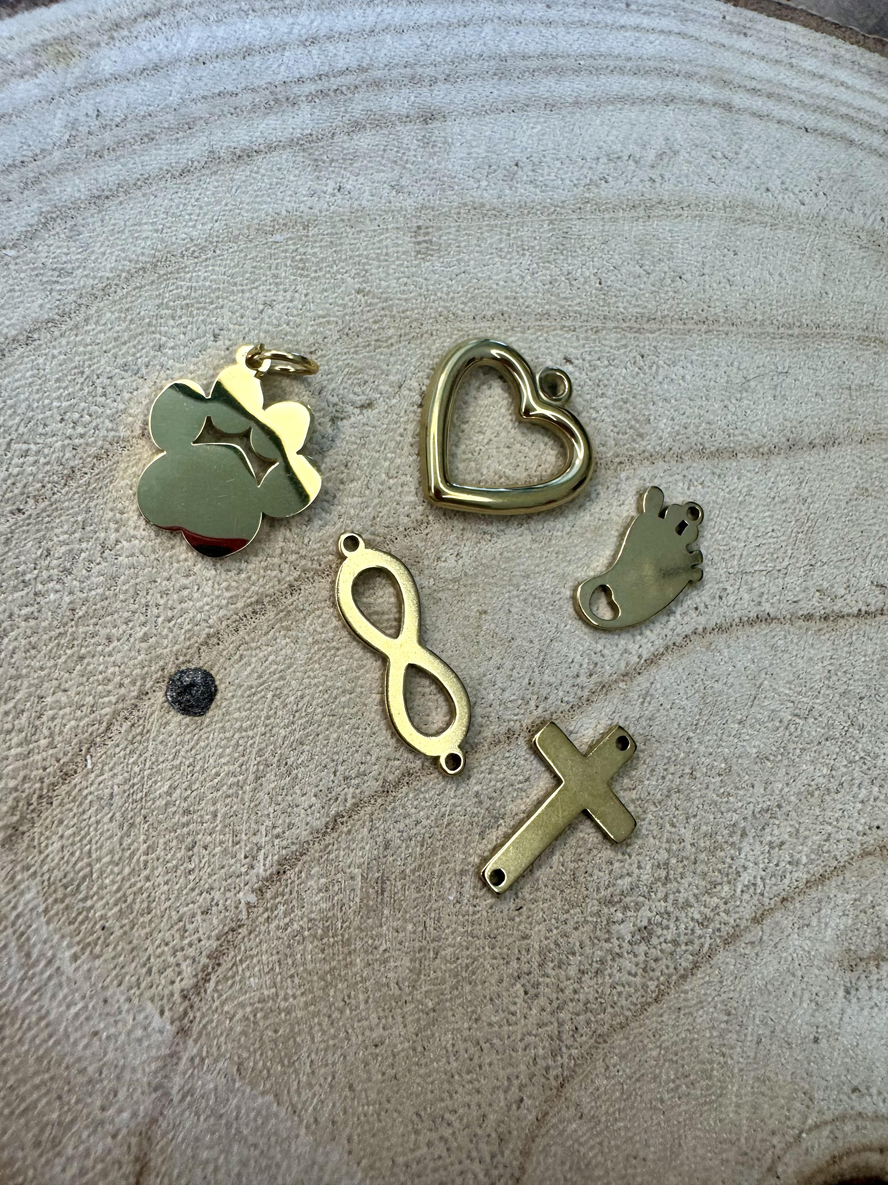 Arma tu collar personalizado